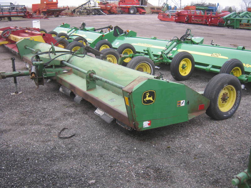 Mowers  John Deere 120 Stock Chopper Photo